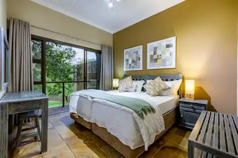 Nkomazi Kruger Lodge - Family Suite - 3 Bedrooms