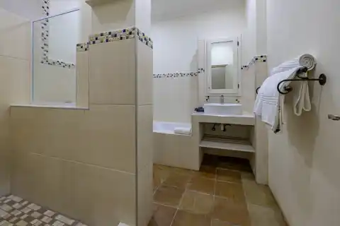 Nkomazi Kruger Lodge - Family Suite - 2 Bedrooms