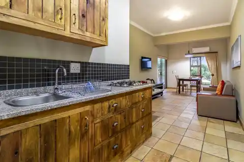 Nkomazi Kruger Lodge - Wheelchair Friendly Double Suite