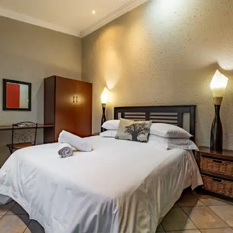 Paradise Creek Lodge