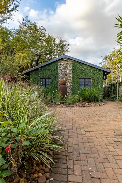 Paradise Creek Lodge