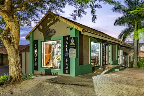 The Curio Shop & Hall of Fame - Nkomazi Kruger Lodge